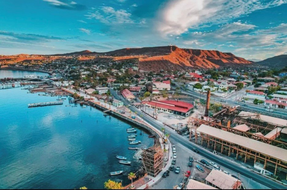 Waterfront homes for sale in Baja