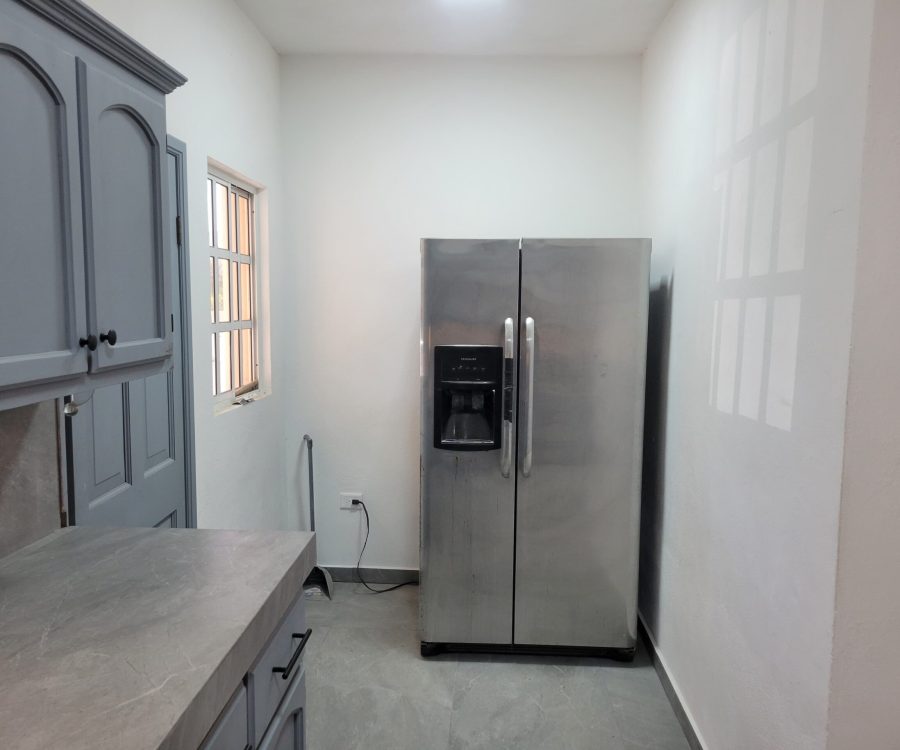 Kitchen refrigerator